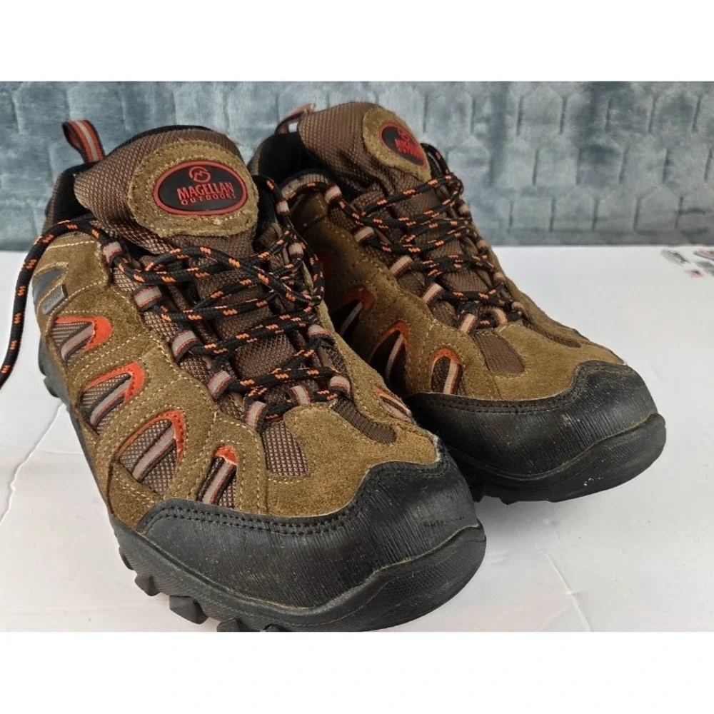 Magellan  Hiking Shoes  FWMFMC1017 - Men's Sz 8.5D